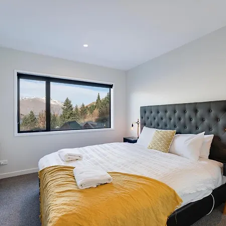Lake View Viscount Queenstown Exterior photo